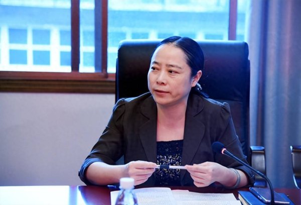 鑫优配 仇珂静，组织原则缺失